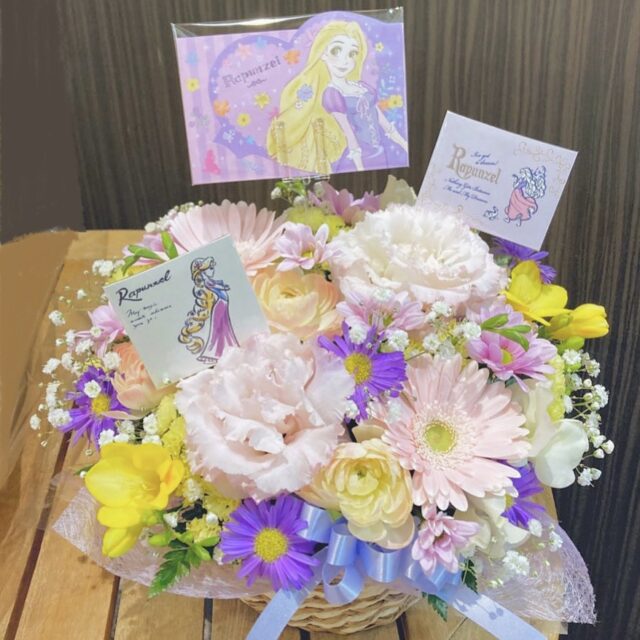 キャラクターをイメージしたアレンジメント