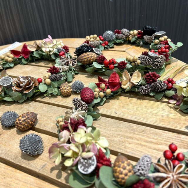 リース。見本用の作品