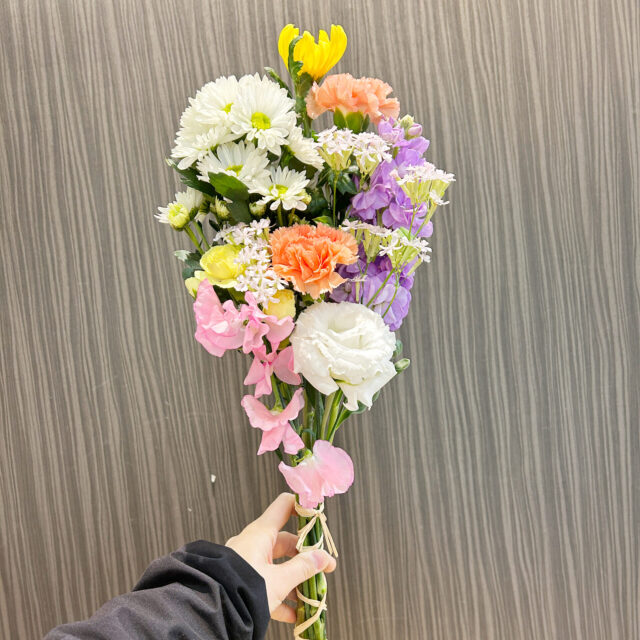 共同霊園の献花台用 花束